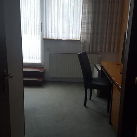 Zimmer Im Gruenen Wuppertal Bagian luar foto